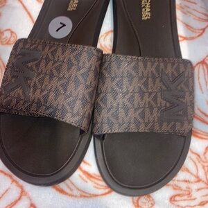 Micheal Kors slides